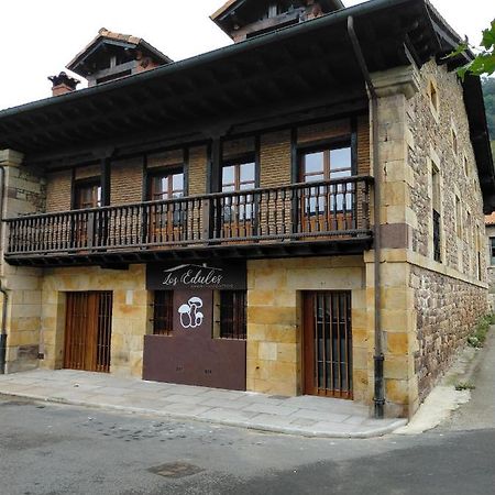 Apartamentos Los Edules Treceño Eksteriør billede