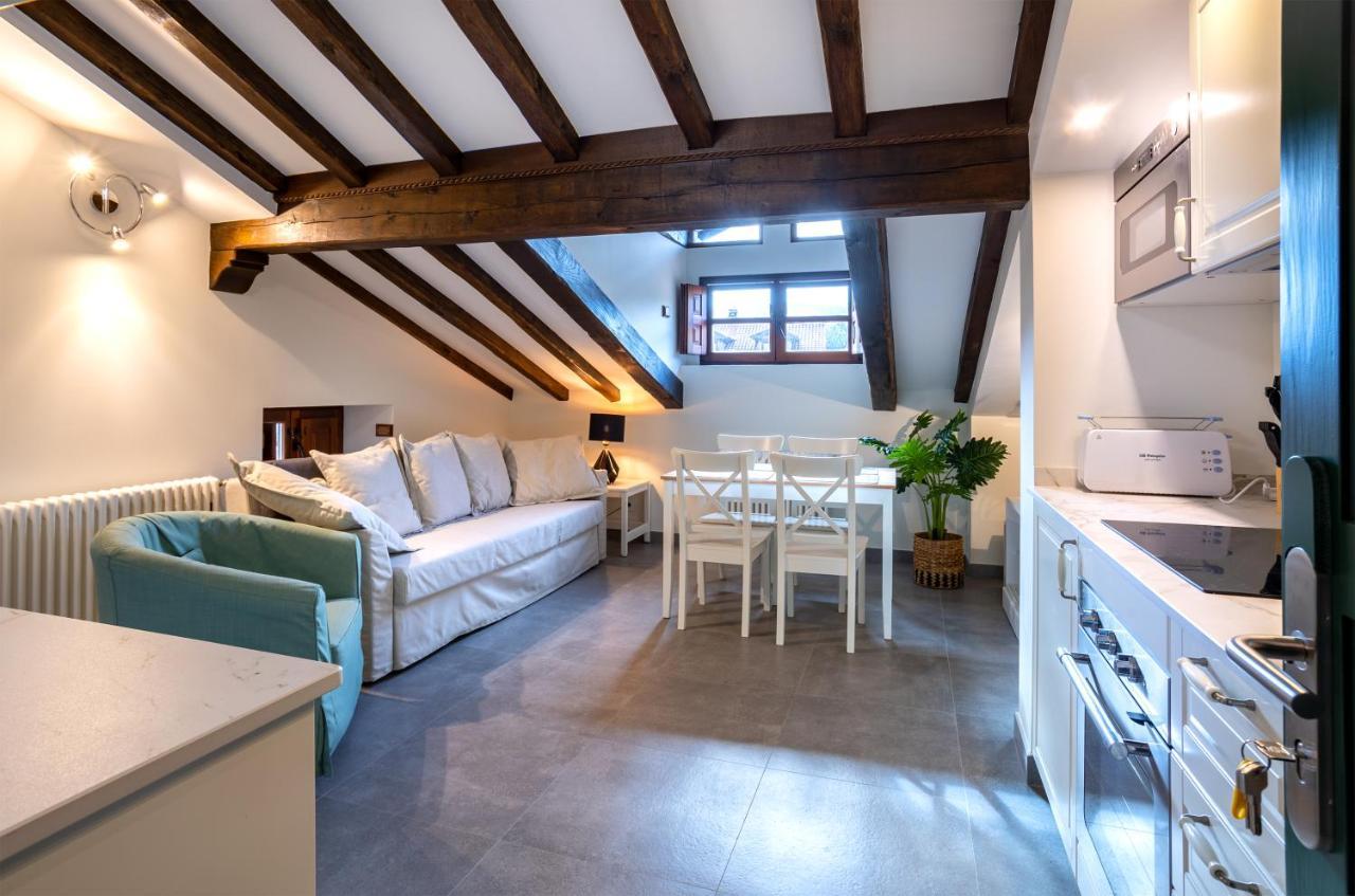Apartamentos Los Edules Treceño Eksteriør billede