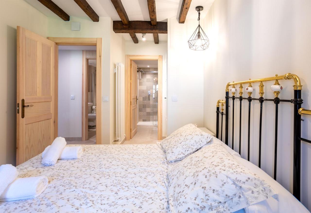 Apartamentos Los Edules Treceño Eksteriør billede