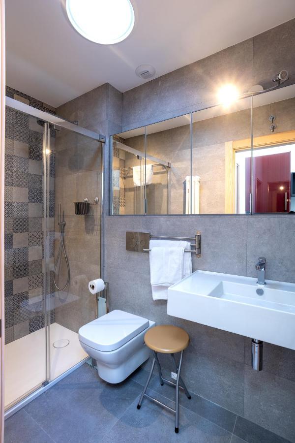 Apartamentos Los Edules Treceño Eksteriør billede