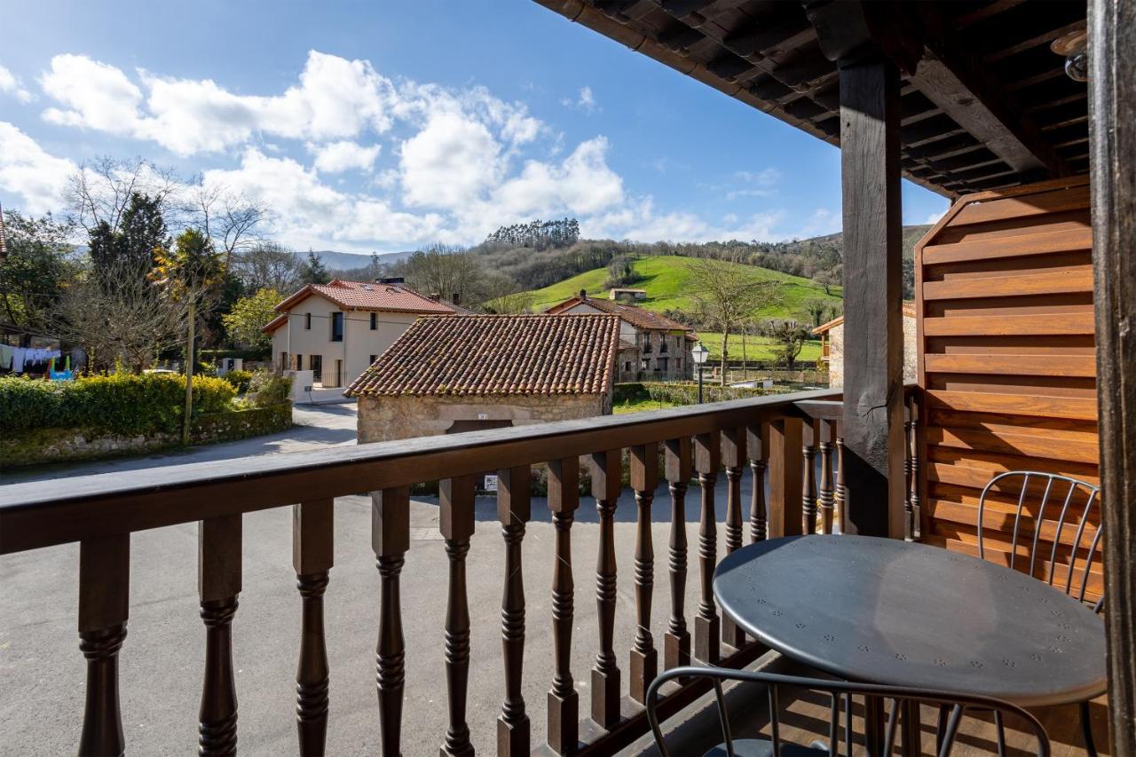 Apartamentos Los Edules Treceño Eksteriør billede